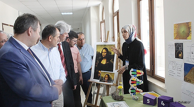 İMAM HATİP LİSESİNDE TÜBİTAK FUARI AÇILDI