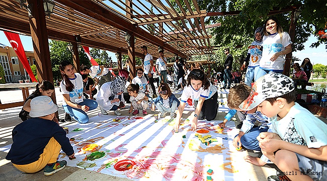 PAÜ’DEN ‘ANNELER GÜNÜ’ KUTLAMASI