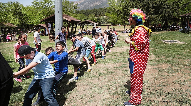 Sosyal Etkinlik Merkezi öğrencileri stres attı