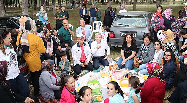 TAVAS’TA TÜM TÜRKİYE'YE ÖRNEK "1 MAYIS"