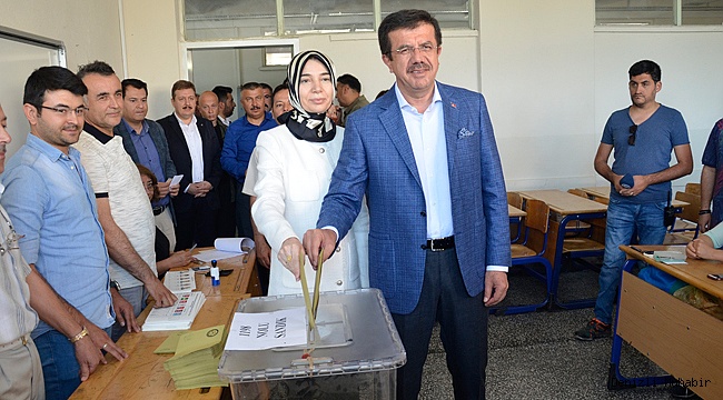 Bakan Zeybekci oyunu Denizli’de kullandı