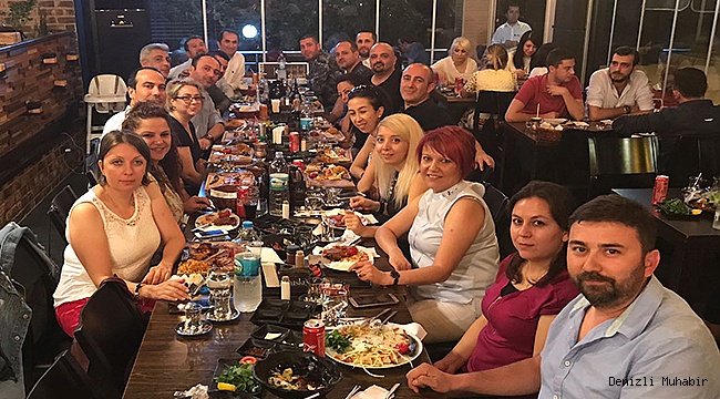KOCA MEKTEPLİLER, 23 YIL SONRA İFTARDA BULUŞTU