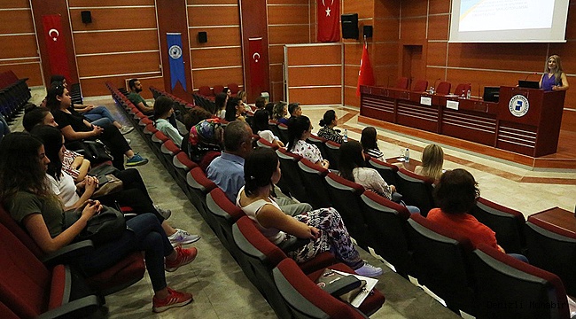 PAÜ'DE ŞİDDETLE MÜCADELE ANLATILDI
