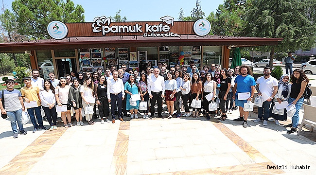 PAMUKKALE’DE GENÇLER İNGİLİZCE KONUŞMAYI ÖĞRENİYOR