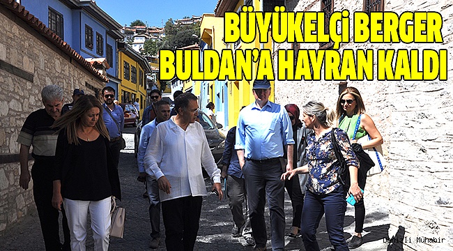 BERGER DOKUMA TEZGAHININ BAŞINA GEÇTİ