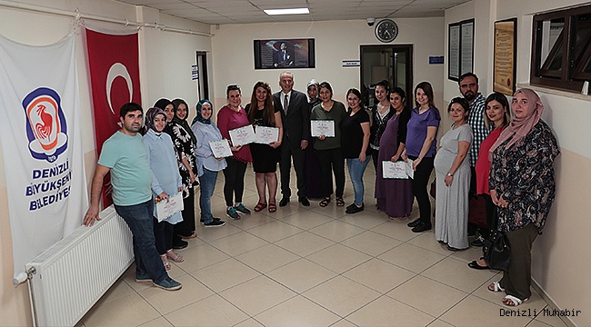 HAMİLELİK OKULU SERTİFİKALARI BAŞKAN ZOLAN’DAN