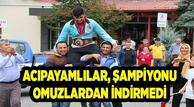 ACIPAYAM, ŞAMPİYONUNU OMUZLARDAN İNDİRMEDİ