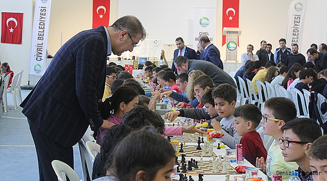 ÇİVRİL’DEKİ SATRANÇ TURNUVASI YOĞUN İLGİ GÖRDÜ