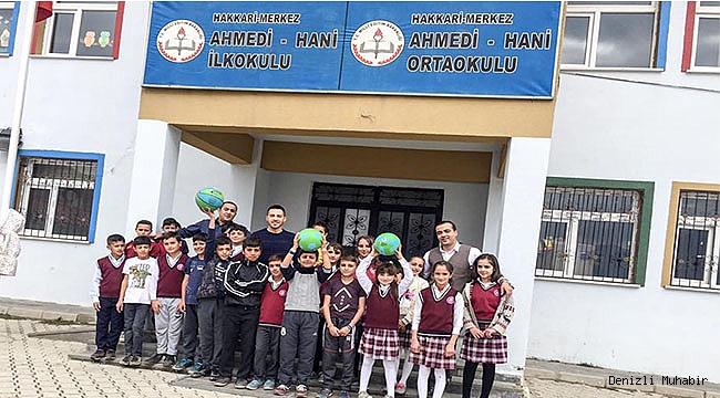 DENİZLİLİ OKUL POLİSİ ÖRNEK OLDU