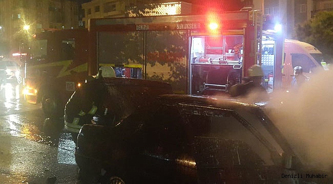 Denizli'de seyir halindeki otomobil yandı