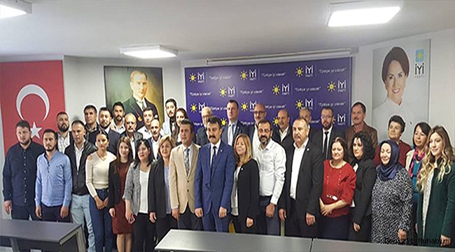 İYİ PARTİ MERKEZEFENDİ YÖNETİMİNİ BELİRLEDİ