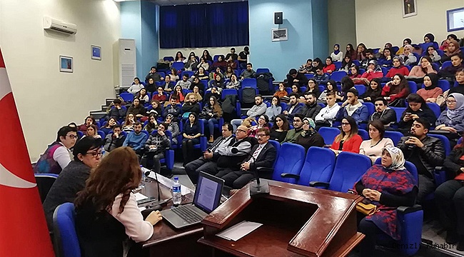 PAÜ'DE TÜRK KÜLTÜRÜNDE "KADIN"IN YERİ TARTIŞILDI
