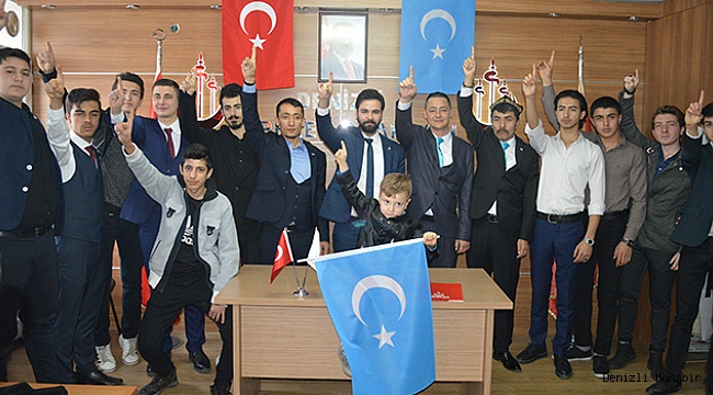 ALPEREN OCAKLARI “DOĞU TÜRKİSTAN’DA ZULME HAYIR”DEDİ