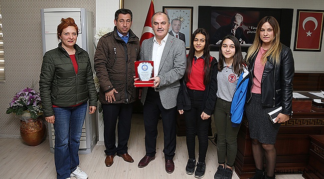 ÖĞRENCİLERDEN BAŞKAN GÜRLESİN’E TEŞEKKÜR