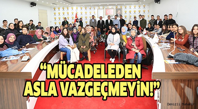TİN PARTİLİ GENÇLERLE BİR ARAYA GELDİ