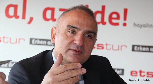 Bakan Ersoy, Turizmcilerle buluştu