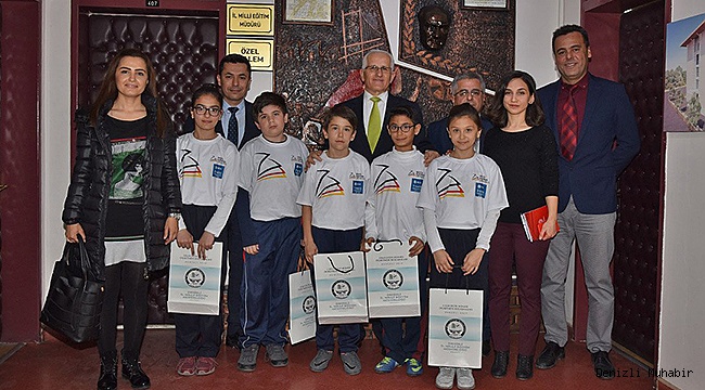DENİZLİLİ ÖĞRENCİLER TIMMS’DE İDDİALI