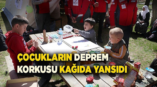 Depremi kağıda yansıttı