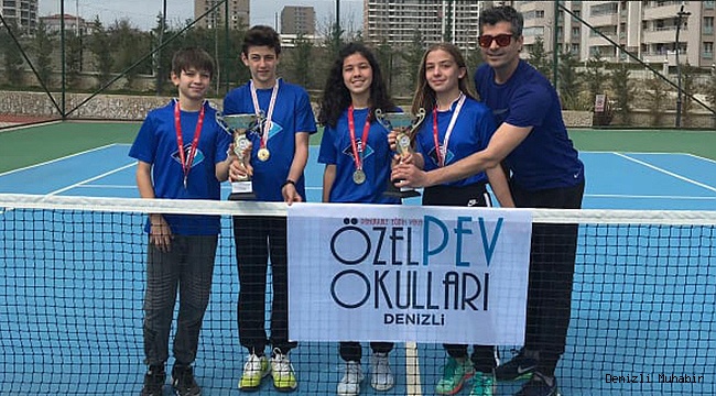 TENİSİN YILDIZLARI TURNUVADA BULUŞTU