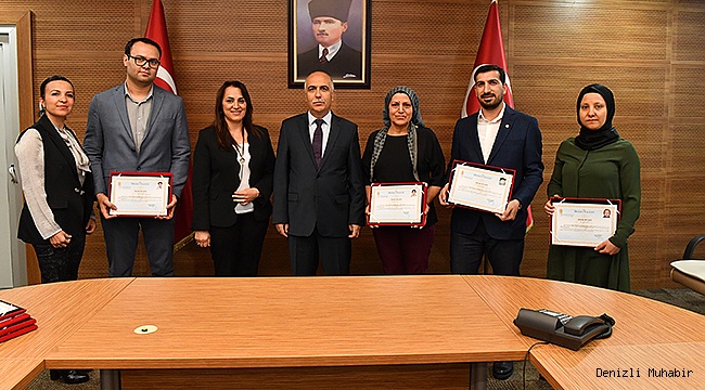 Başarılı Sağlıkçılar Ödüllendirildi