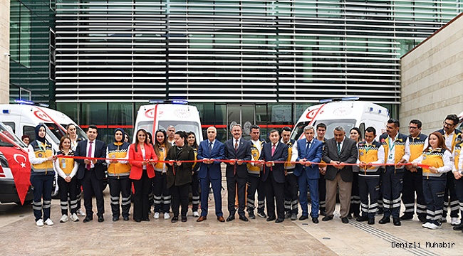 Denizli’ye Tahsis Edilen 7 Ambulans Törenle Hizmete Sunuldu