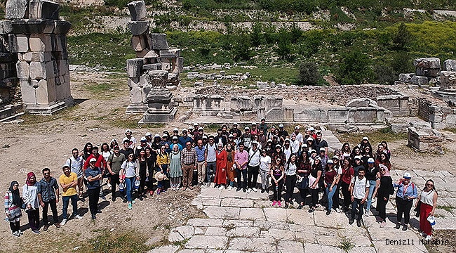 Rektör Bağ, Öğrencileri ile Stratonikeia’yı Gezdi