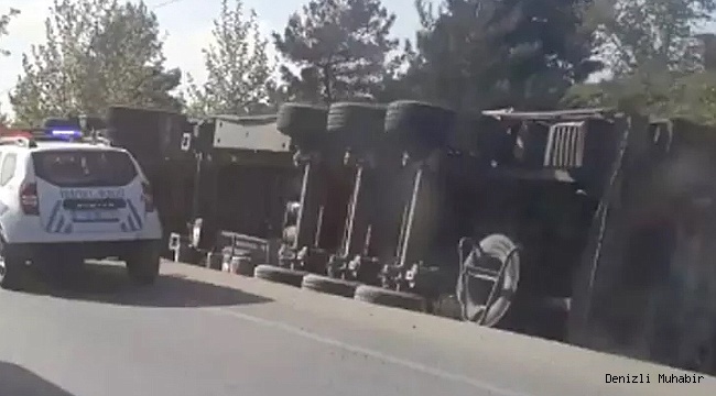 TIR Devrildi Sürücüsü Yaralı Kurtarıldı