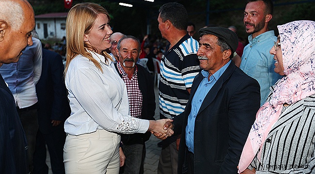 ALTINDERE, BAŞKANINI KUCAKLADI