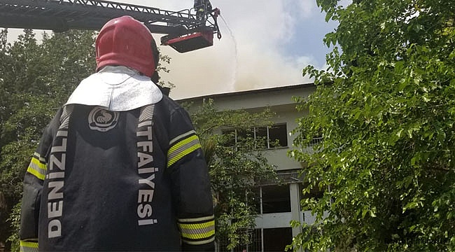 Eski sağlık ocağı binasında yangın