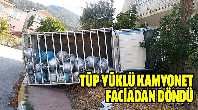 Tüp Yüklü Kamyonet Evin Balkonuna Daldı