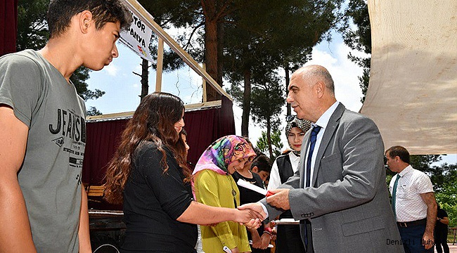 Acıpayamlı Öğrenciler Diplomalarını Vali Karahan’dan Aldı