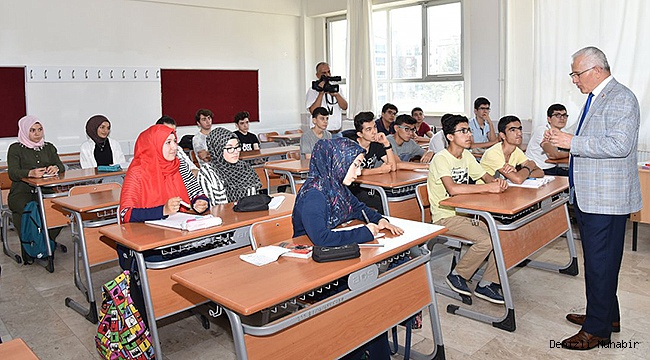 Yaz Dönemi Ücretsiz Kurslarından 7 Bin 228 Öğrenci Yararlanıyor
