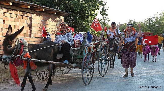 300 nüfuslu mahalle 30 bin kişiyi ağırladı
