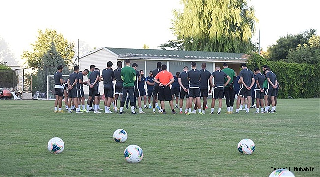 Denizlispor'da Galatasaray mesaisi sürüyor