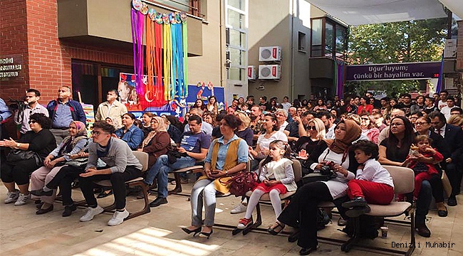 Denizli Uğur Okulları'nda, Cumhuriyet coşkusu...