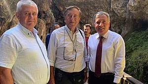 Eczacıbaşı, Kaklık Mağarasını Gezdi