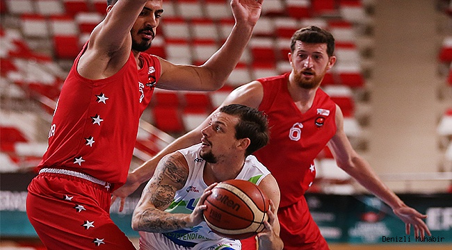 MERKEZEFENDİ BASKET, ESKİŞEHİR’DE FIRTINA GİBİ ESİYOR