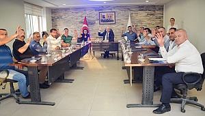 Sarayköy Belediye Meclisi huzur hakkı ödemelerini Mehmetçik Vakfı’na bağışladı