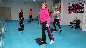MERKEZEFENDİ SPOR MERKEZİNE YOĞUN İLGİ