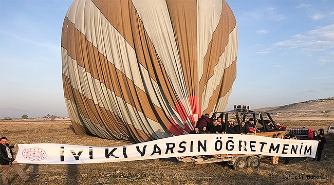 Öğretmenlerin balonla Pamukkale heyecanı