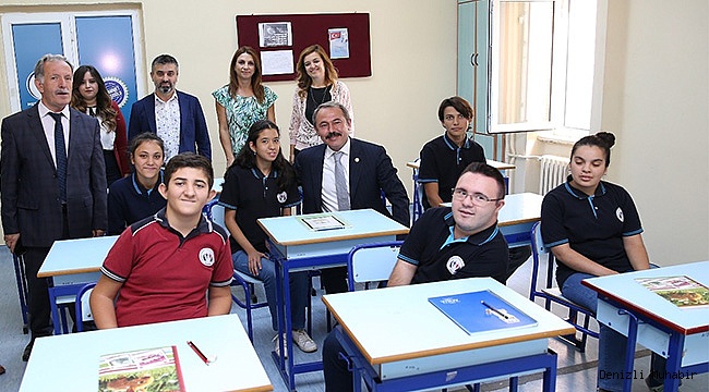ÖĞRETMENLİĞİN ÖZÜ FEDAKÂRLIKTIR