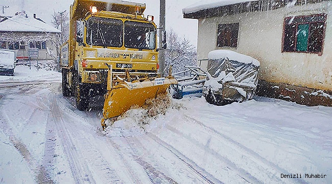 Büyükşehir'den kar mesaisi