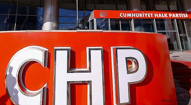 CHP’de 2 aday yarıştan çekildi