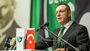 Denizlispor'da yönetim, takımın mücadelesinden memnun