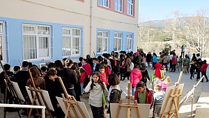 Fotoğraf sanatçısı Zeki Akakça öğrencilerle buluştu