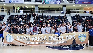 Merkezefendi Basket Lideri Devirdi