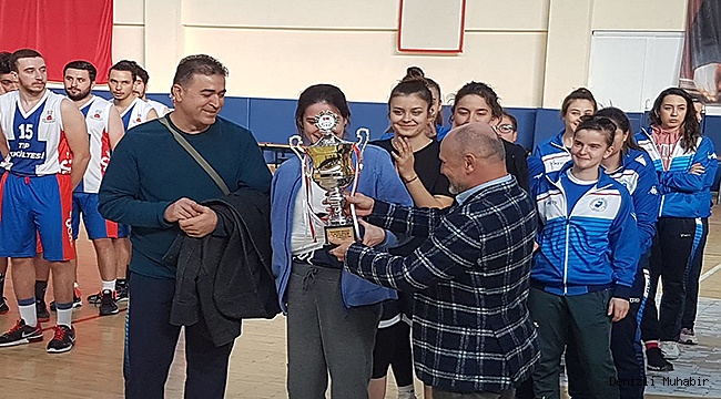 PAÜ Kadın Basketbol Takımından Büyük Başarı