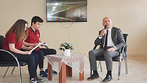 Başkan Özbaş hayat birikimlerini öğrencilerle paylaştı