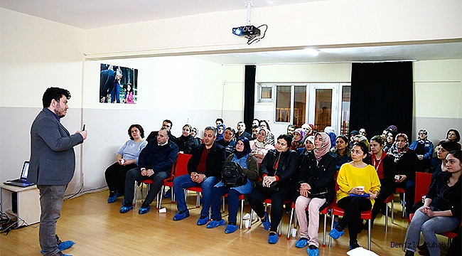 Sosyal Etkinlik Merkezlerinden velilerle psikoloji sohbetleri