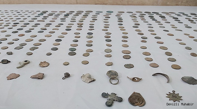Denizli'de 570 parça sikke ve madalyon ele geçirildi